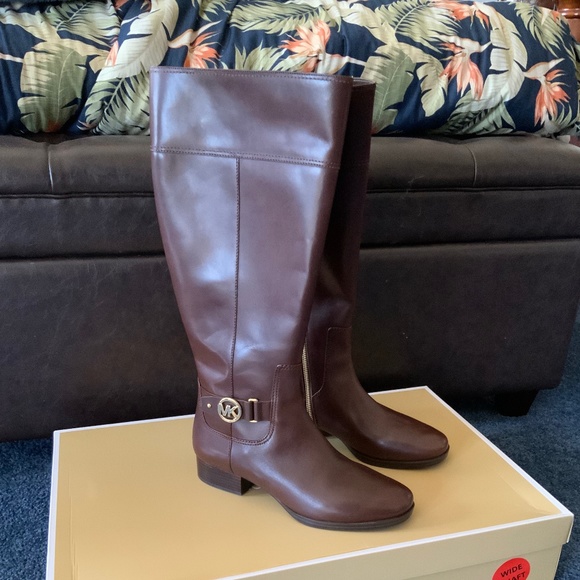 Michael Kors Riding Boots New size 9.5M brown - Picture 1 of 2